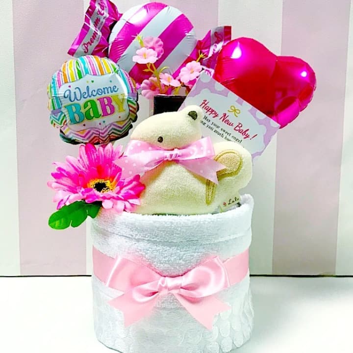 今治タオルのおむつケーキ 女の子 1段 オーガニック ガラガラ バルーン│出産祝いに人気 赤ちゃんのお誕生日プレゼント・ギフト・ダイパーケーキ 【送料無料】imb1611